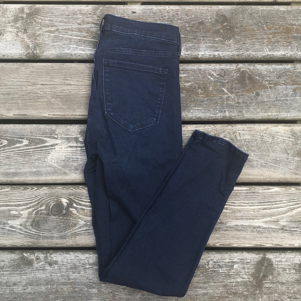 Gap True Skinny Jeans in Sculpt with Washwell